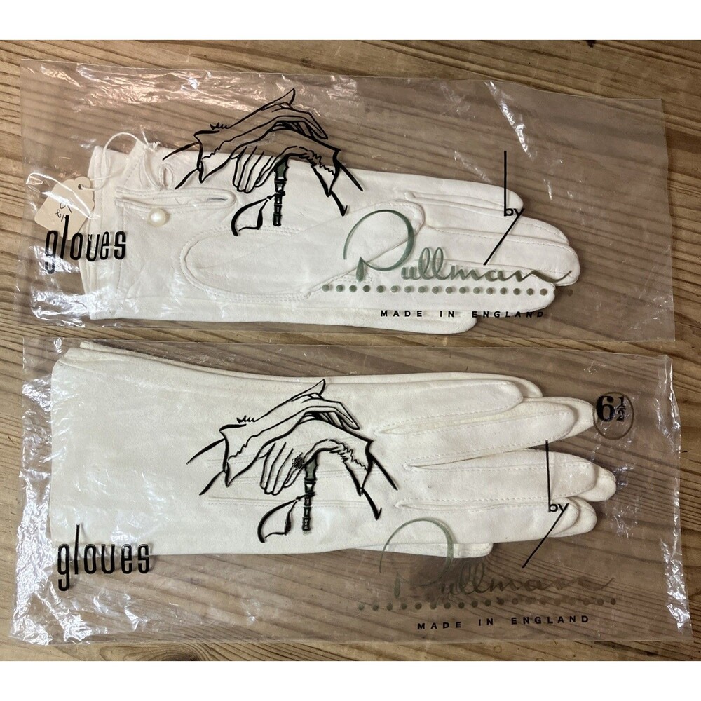 VTG New Old Stock Woman’s White Leather Deerskin Gloves England Size 6.5 Lot (2)